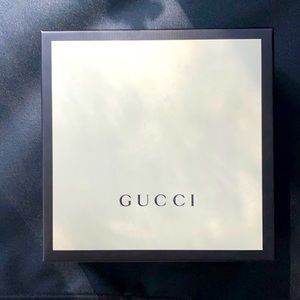 Gucci box (empty)